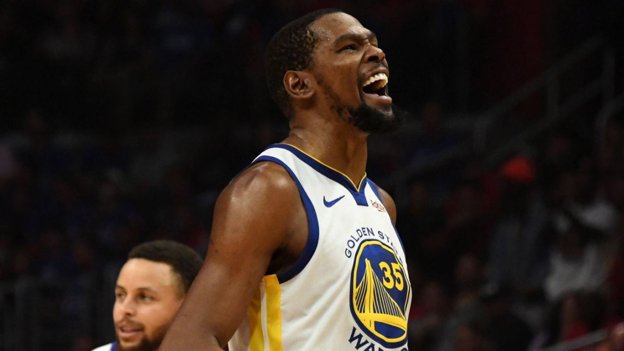 包含杜兰特官方宣布领先优势明显新规，澳大利亚队引发争议！上演精彩一战的词条